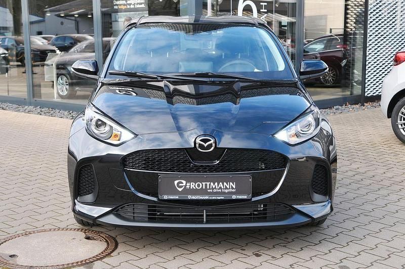 Neu Mazda 2 Center-Line 116 PS (85 kW) 2025 Schwarz Limousine