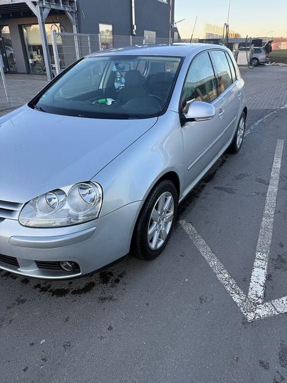 Gebraucht VW Golf IV 102 PS (75 kW) 2006 Silber Limousine