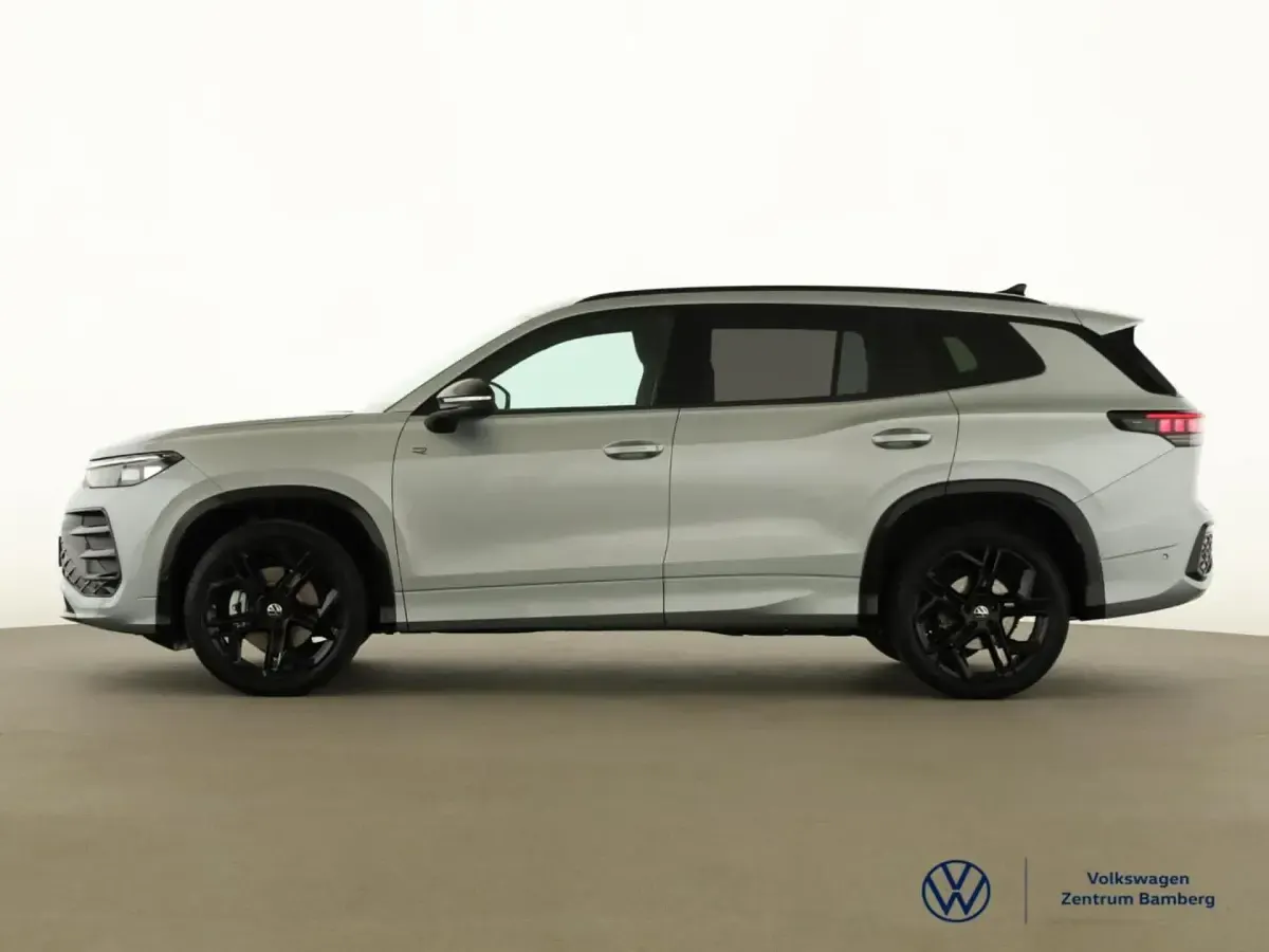Gebraucht VW Tayron R-line 193 PS (141 kW) 2025 Silber SUV