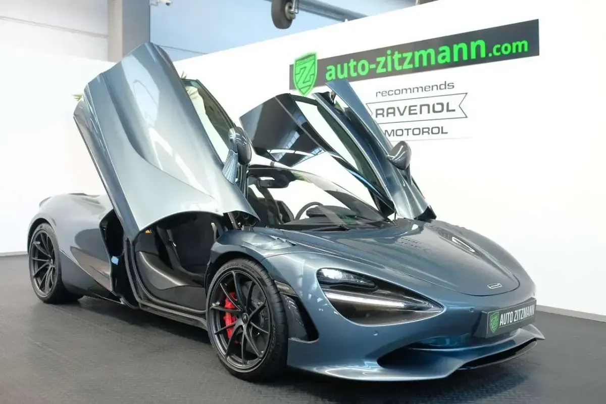 Gebraucht McLaren 750S 751 PS (552 kW) 2023 Grau Coupé