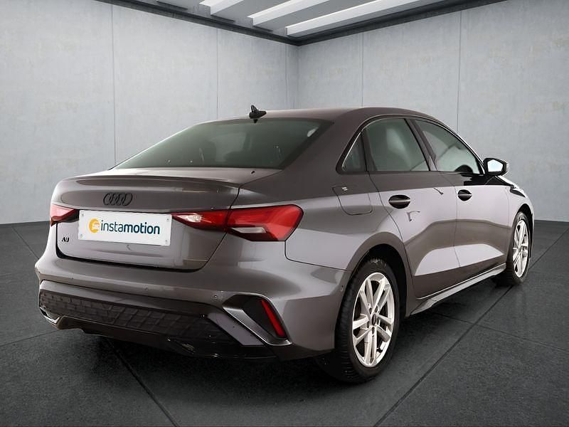 Gebraucht Audi A3 116 PS (85 kW) 2025 Grau Limousine