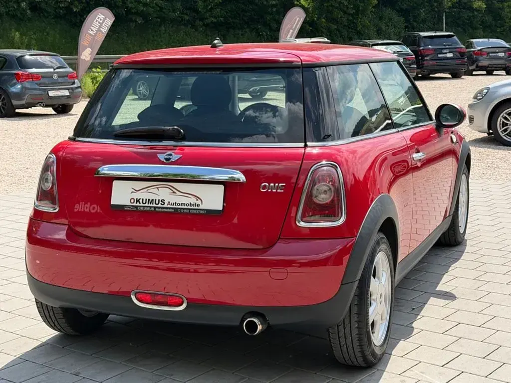 Gebraucht Mini ONE 105 PS (77 kW) 2009 Rot Kleinwagen