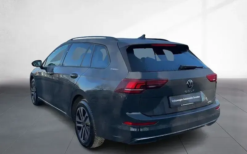 Neu VW Golf VIII 116 PS (85 kW) 2026 Grau Kombi