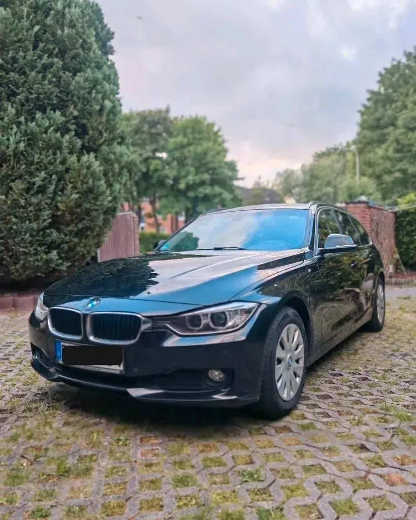Gebraucht BMW 318 143 PS (105 kW) 2014 Schwarz Kombi