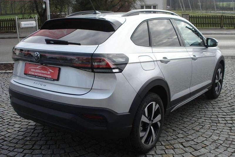 Neu VW Taigo 116 PS (85 kW) 2025 Reflex silber metallic SUV