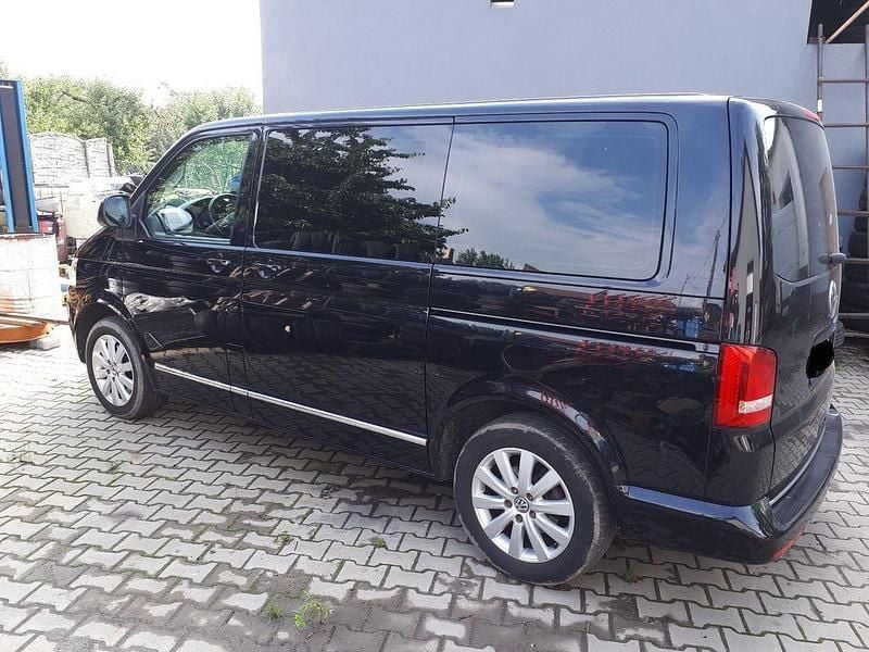 Gebraucht VW Multivan Highline 179 PS (131 kW) 2013 Schwarz Van