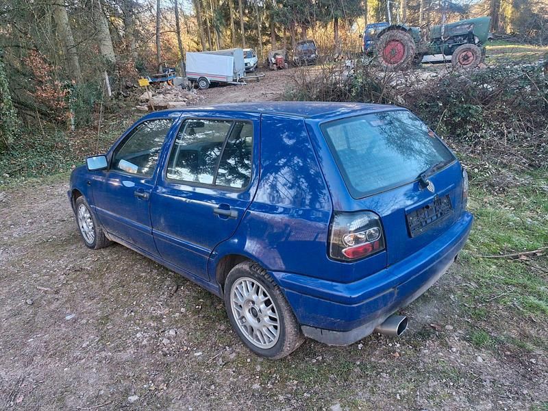 Gebraucht VW Golf III 60 PS (44 kW) 1997 Blau Kleinwagen