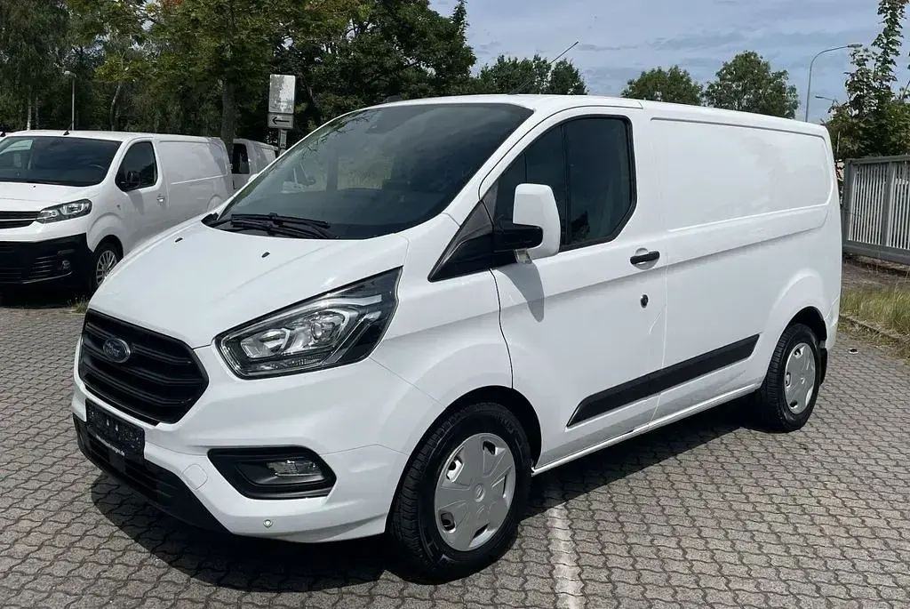 Gebraucht Ford Transit Custom 131 PS (96 kW) 2022 Weiß Van