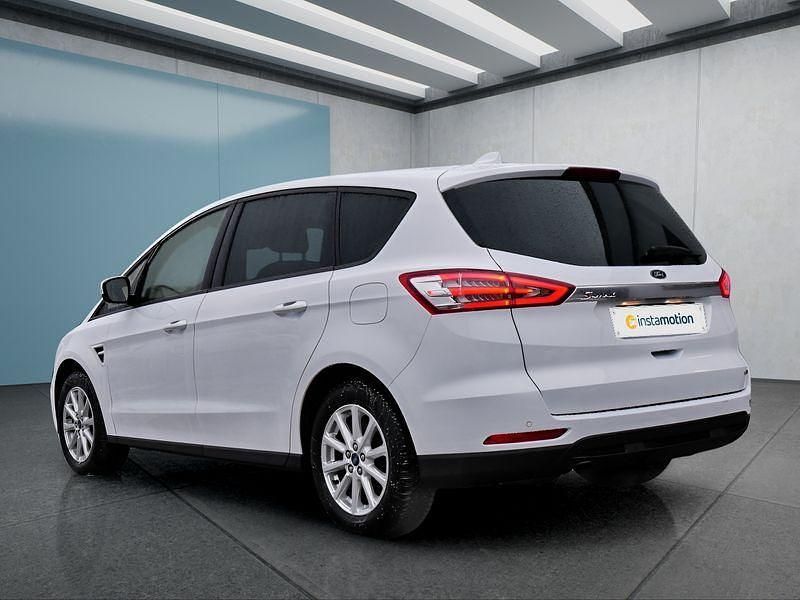 Gebraucht Ford S-MAX S 190 PS (139 kW) 2022 Weiß Van / Kleinbus