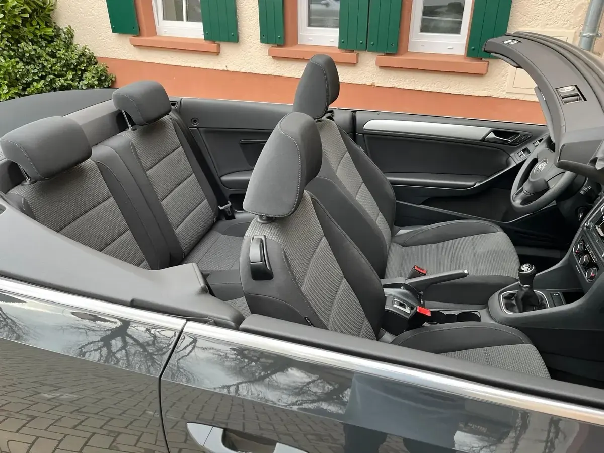 Gebraucht VW Golf Cabriolet 105 PS (77 kW) 2015 Grau Cabrio
