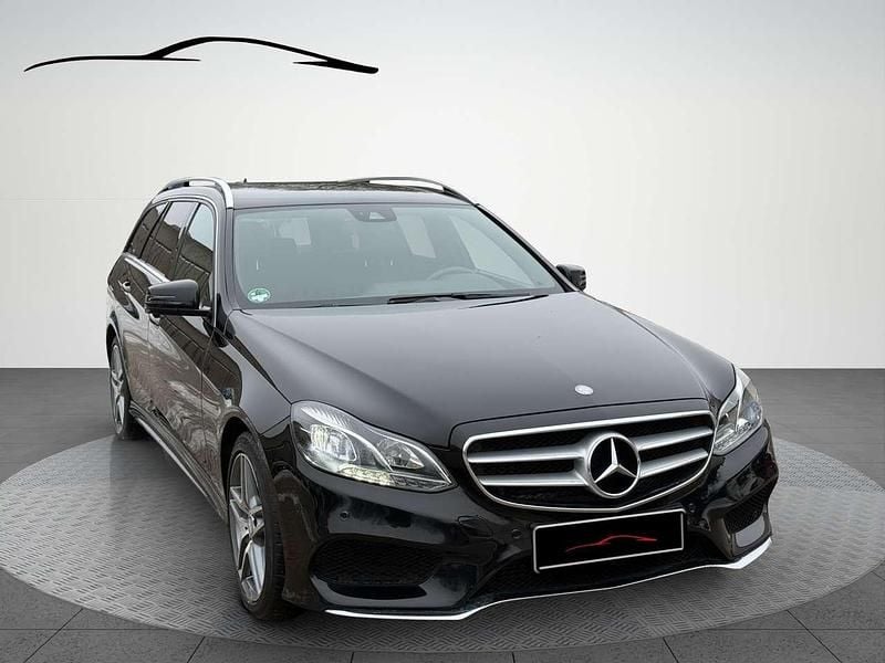 Gebraucht Mercedes E250 204 PS (150 kW) 2014 Schwarz Kombi