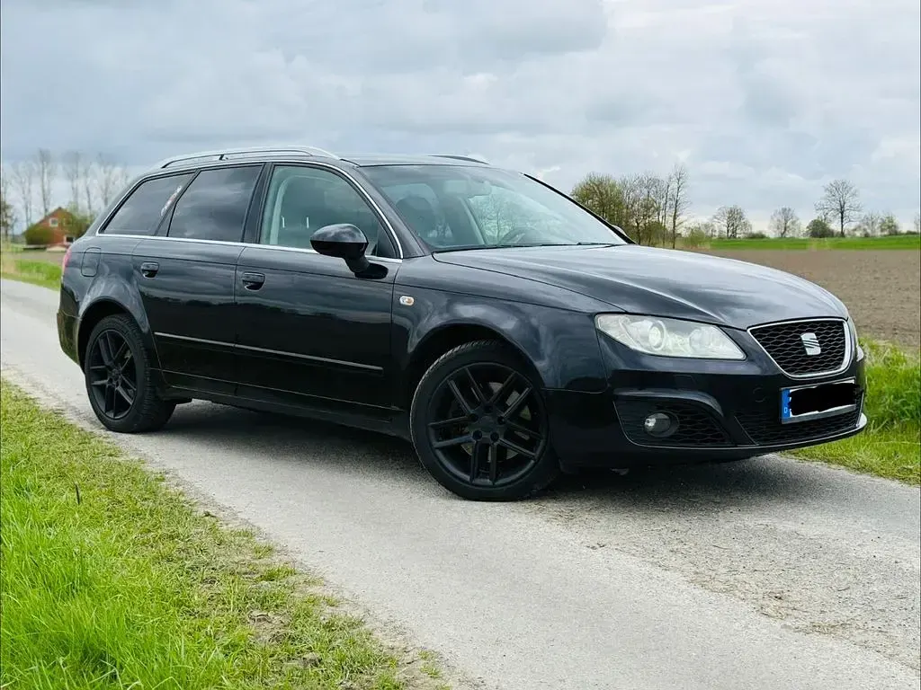 Gebraucht Seat Exeo Style 170 PS (125 kW) 2011 Schwarz Limousine
