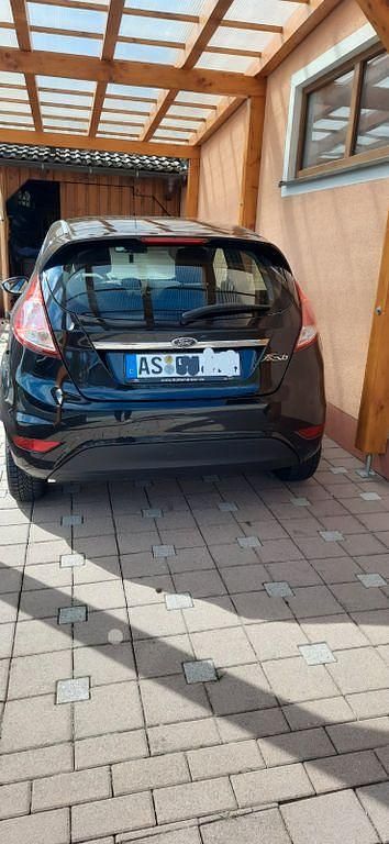 Gebraucht Ford Fiesta Titanium 95 PS (69 kW) 2013 Schwarz Kleinwagen