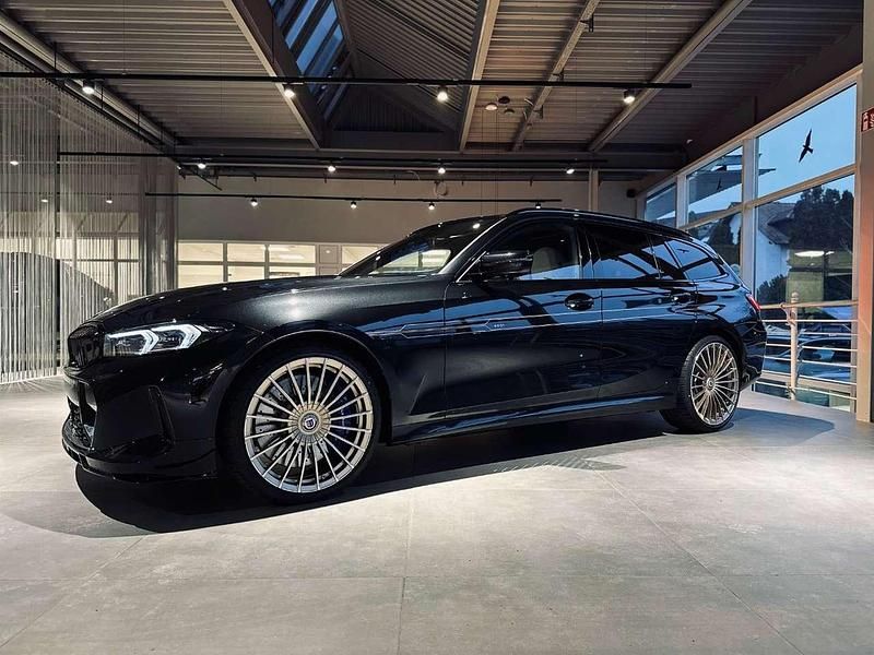 Neu Alpina B3 529 PS (389 kW) 2026 Saphirschwarz metallic Kombi