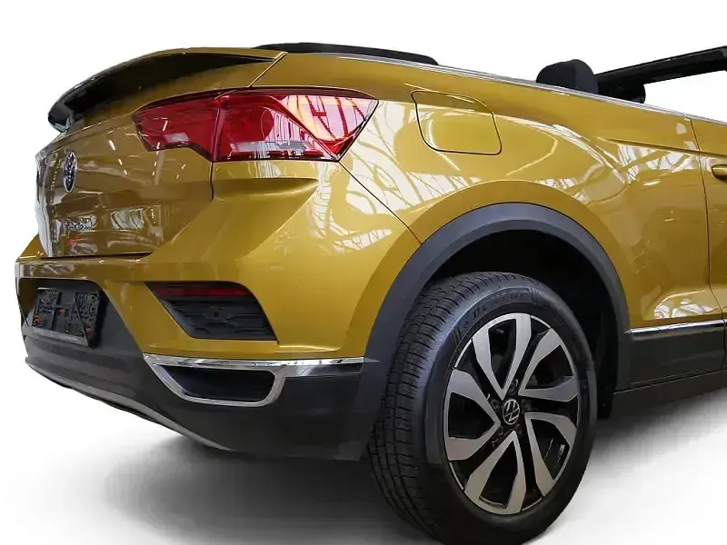 Begagnad VW T-Roc Active 110 HK (80 kW) 2021 Gul SUV