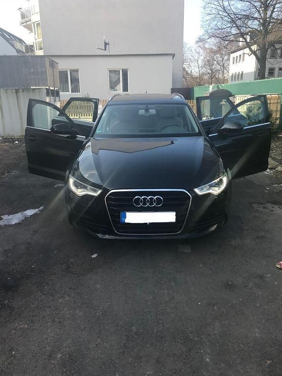 Gebraucht Audi A6 177 PS (130 kW) 2011 Schwarz Kombi