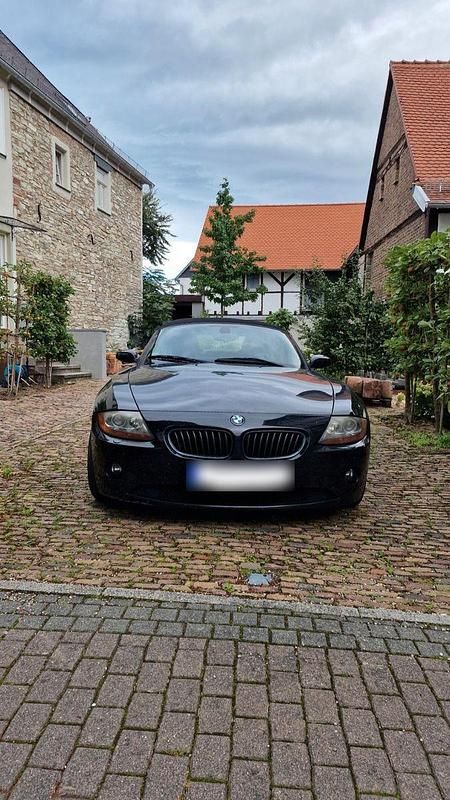 Gebraucht BMW Z4 Basis 231 PS (169 kW) 2004 Schwarz Cabrio