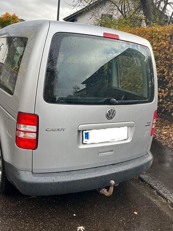 Gebraucht VW Caddy Trendline 105 PS (77 kW) 2012 Silber Van / Kleinbus