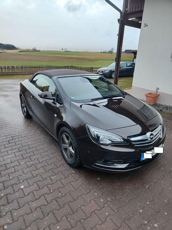 Gebraucht Opel Cascada Innovation 170 PS (125 kW) 2015 Cabrio