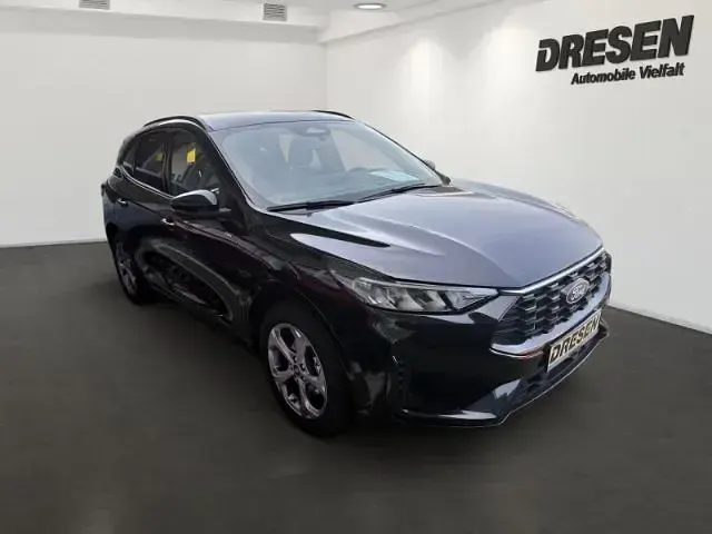Gebraucht Ford Kuga ST-Line 190 PS (139 kW) 2025 Schwarz SUV