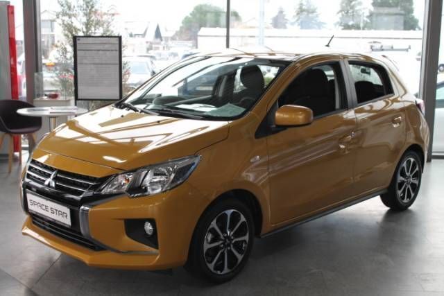 Gelb Neu 2024 Mitsubishi Space Star Select+ Limousine | 16.890 € - Bild 1/4