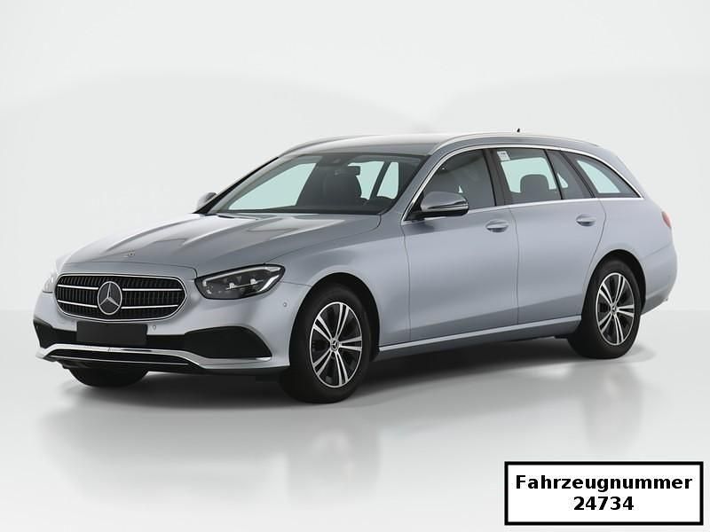 Gebraucht Mercedes E220 Avantgarde 200 PS (147 kW) 2022 Metalliclack hightechsilber (metallic) Kombi
