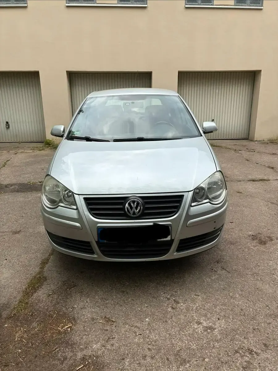 Gebraucht VW Polo 60 PS (44 kW) 2009 Silber Kleinwagen