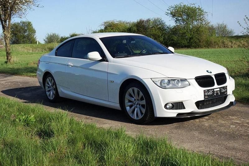 Second-hand BMW 330 Efficient Dynamics 245 CP (180 kW) 2011 Alb Coupe