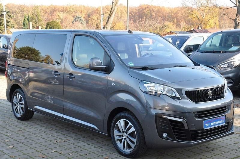 Grau Gebraucht 2016 Peugeot Traveller Active Van | 23.990 € (Fairer Preis) - Bild 1/4