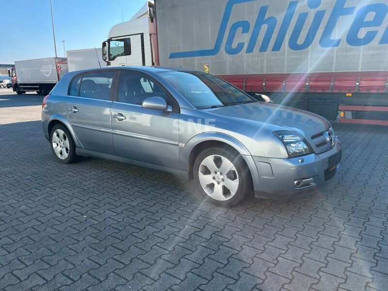 Gebraucht Opel Signum Sport 155 PS (114 kW) 2003 Silber Kleinwagen