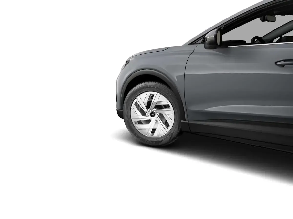 Second-hand Audi Q4 e-tron Ambiente 210 kW (286 CP) 2025 Gri SUV