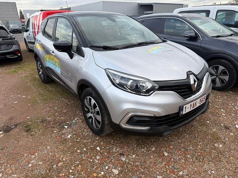 Silber Gebraucht 2019 Renault Captur LIMITED SUV | 9.990 € (Superpreis) - Bild 1/4