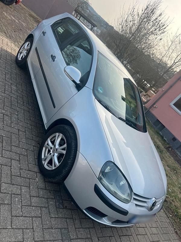 Gebraucht VW Golf IV 90 PS (66 kW) 2004 Blau Limousine