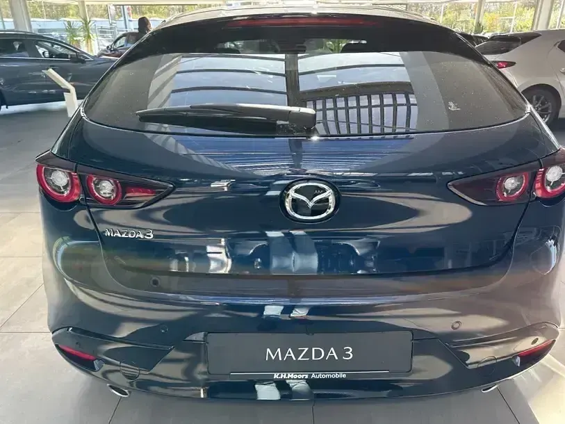 Nowe Mazda 3 Exclusive-Line 140 KM (102 kW) 2026 Niebieski Sedan/Limuzyna