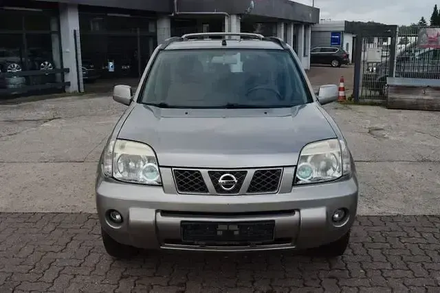 Gebraucht Nissan X-Trail 165 PS (121 kW) 2005 Silber SUV