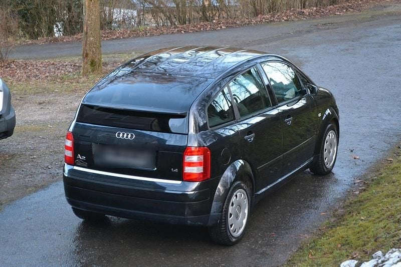 Gebraucht Audi A2 75 PS (55 kW) 2002 Schwarz Kleinwagen