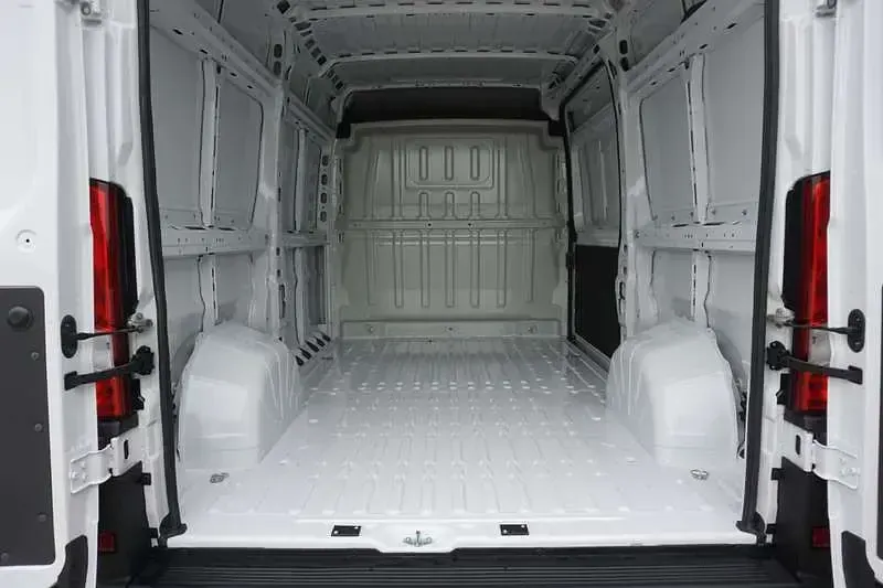 Gebraucht Fiat Ducato 140 PS (102 kW) 2023 Weiß Van