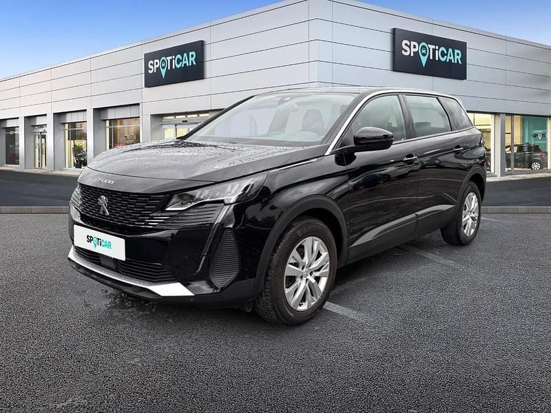 Gebraucht Peugeot 5008 131 PS (96 kW) 2023 Schwarz SUV