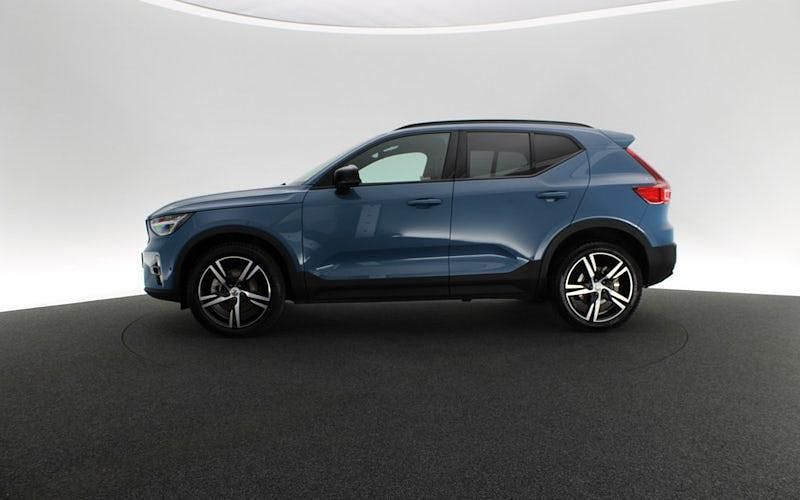 Gebraucht Volvo XC40 Plus 163 PS (119 kW) 2025 Blau SUV