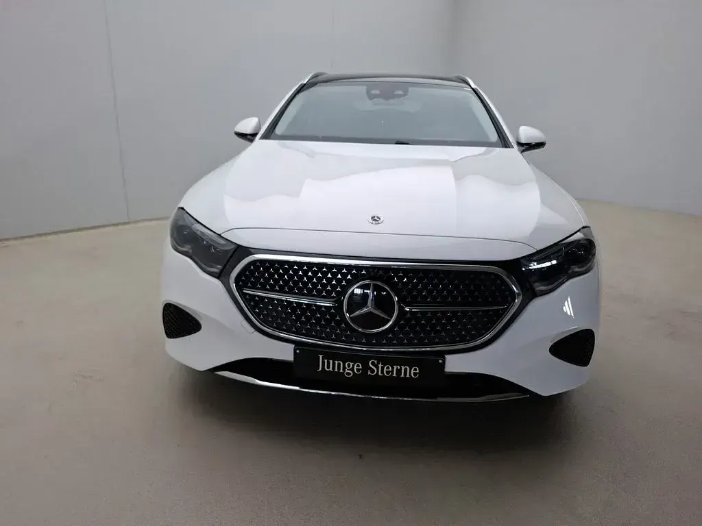 Gebraucht Mercedes E220 Avantgarde 197 PS (144 kW) 2025 Unilack polarweiß Kombi