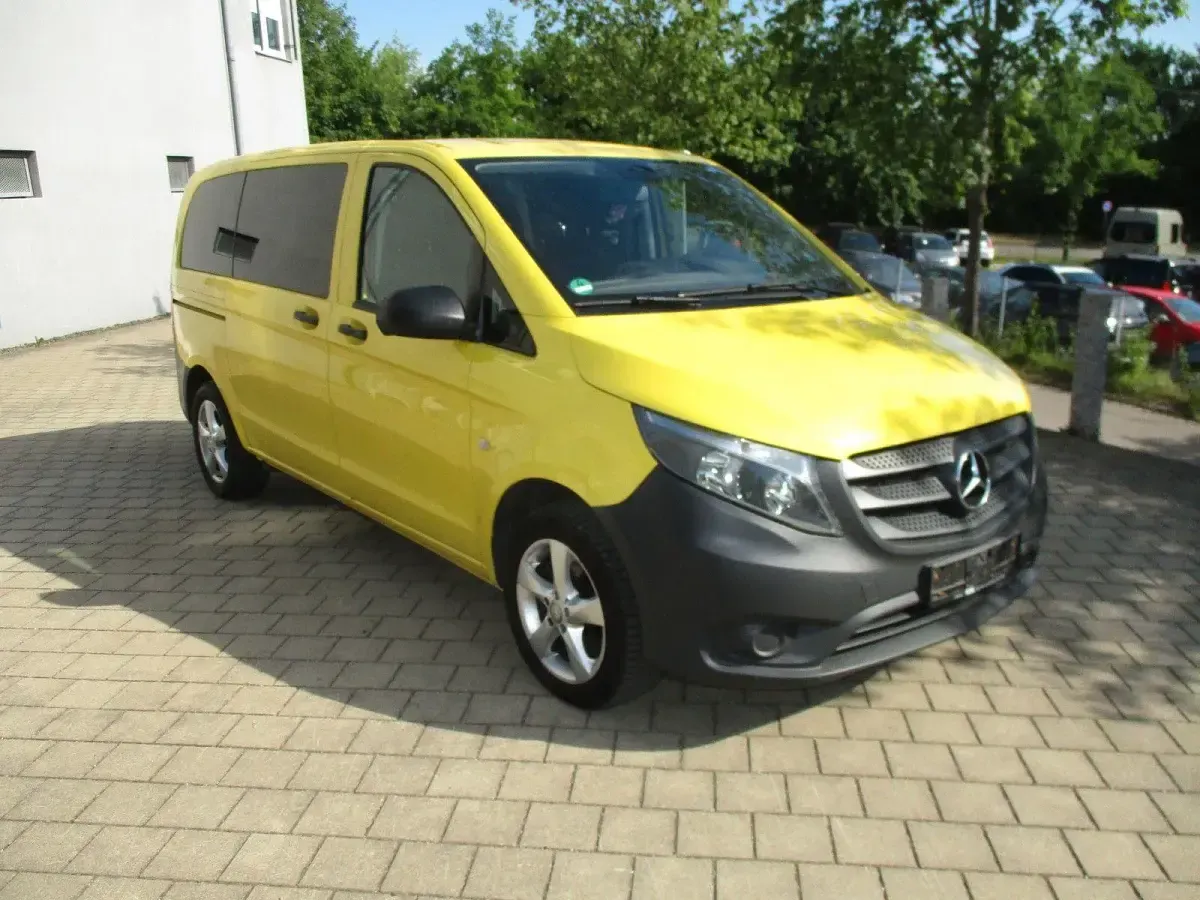 Gebraucht Mercedes Vito 163 PS (119 kW) 2016 Gelb Van