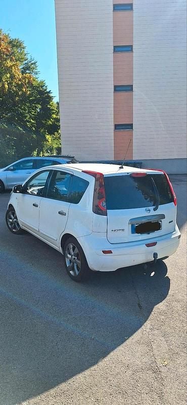 Gebraucht Nissan Note 88 PS (64 kW) 2011 Weiß Kleinwagen