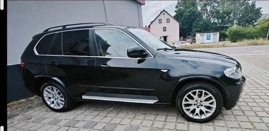 Gebraucht BMW X5 Sport Line 306 PS (225 kW) 2010 Schwarz SUV