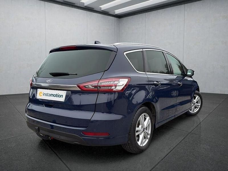 Gebraucht Ford S-MAX Titanium 150 PS (110 kW) 2022 Blau Van / Kleinbus