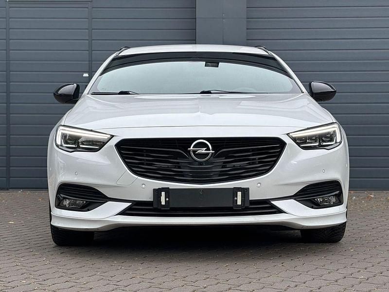 Gebraucht Opel Insignia OPC 209 PS (153 kW) 2018 Weiß Limousine