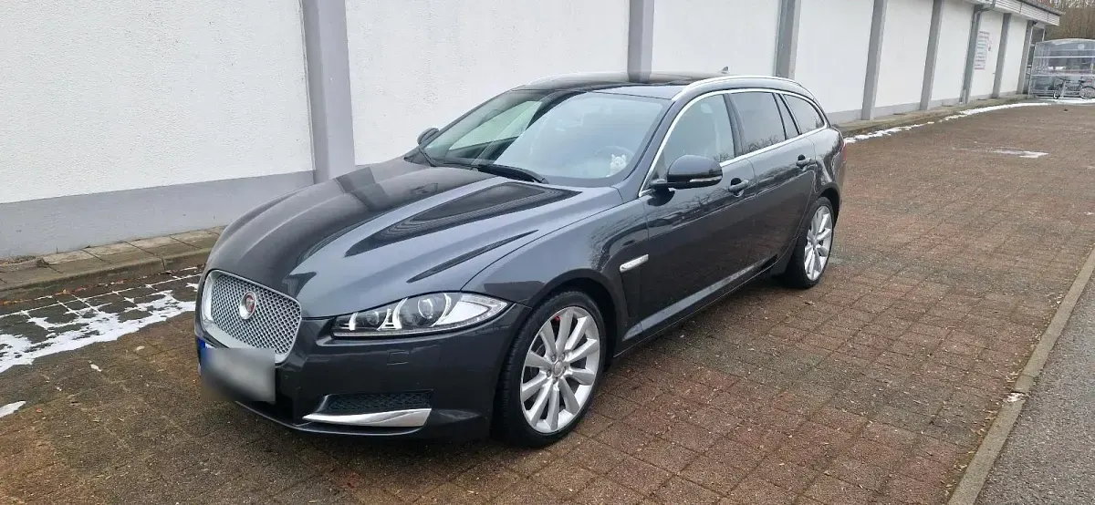 Gebraucht Jaguar XF 230 PS (169 kW) 2015 Grau Kombi