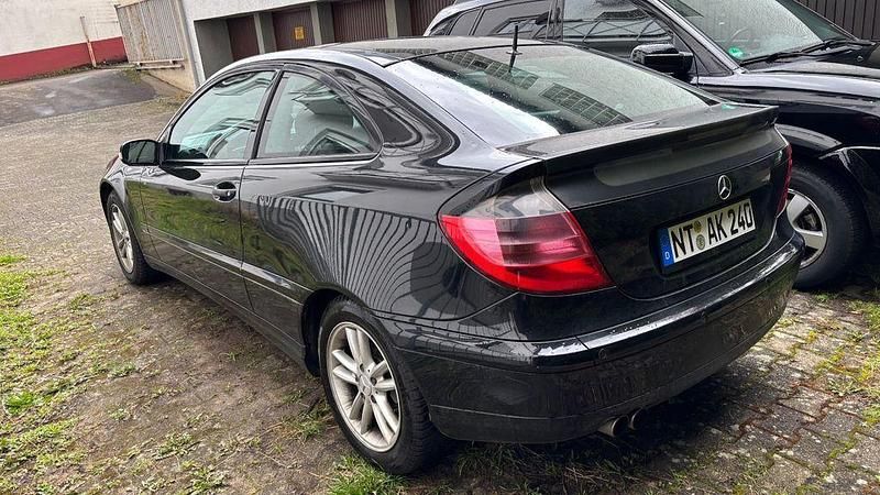 Gebraucht Mercedes C230 197 PS (144 kW) 2001 Schwarz