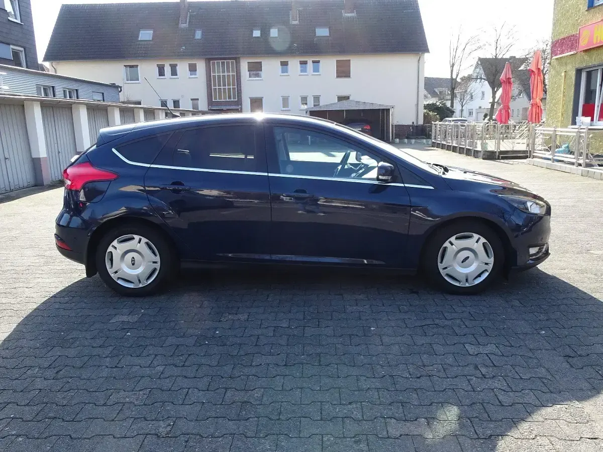 Używany Ford Focus Titanium 120 KM (88 kW) 2015 Sedan/Limuzyna