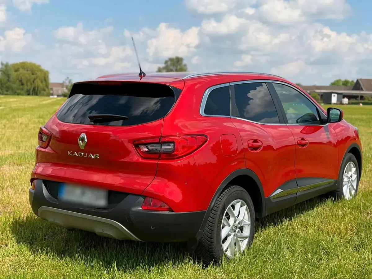 Gebraucht Renault Kadjar 131 PS (96 kW) 2017 Rot SUV