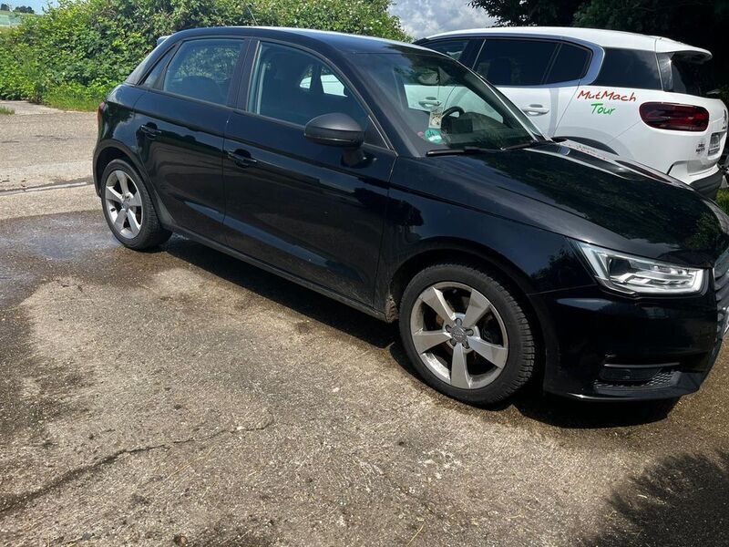 Schwarz Gebraucht 2018 Audi A1 Sportback Sport Kleinwagen | 11.500 € (Guter Preis) - Bild 1/4